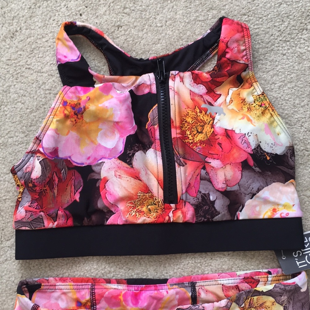 Running Bare *Brand New* Maggie Activewear Legging